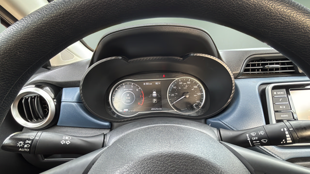 Used 2025 Black Nissan 1.6 SV image 15