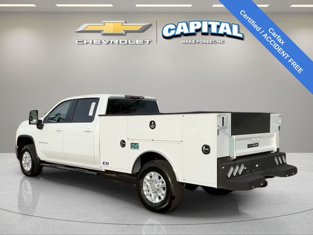 Used 2025 White Chevrolet LT image 4