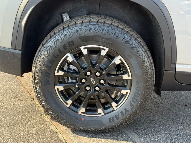 new 2026 Chevrolet Traverse car, priced at $53,620