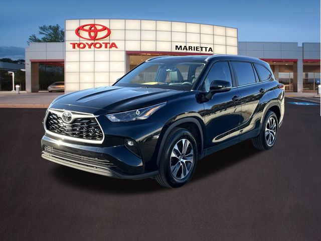 2023 Toyota Highlander XLE 30