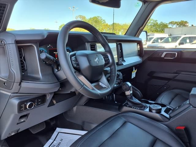 2025 Ford Bronco Badlands photo