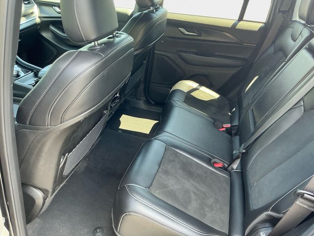 JeepGrand Cherokee14