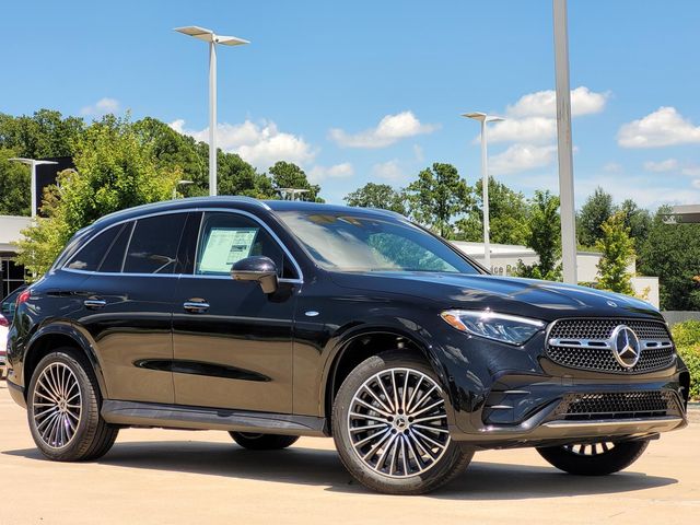 new 2025 Mercedes-Benz GLC car, priced at $69,400