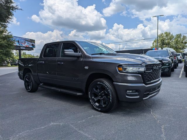 2026 Ram 1500 Express Crew Cab 4x4 5'7" Box