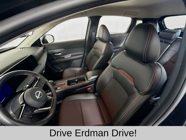 Used 2025 Nissan Kicks SUV