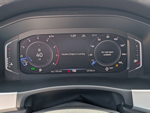 Used 2022  Volkswagen 3.6L V6 SEL Premium R-Line image 18