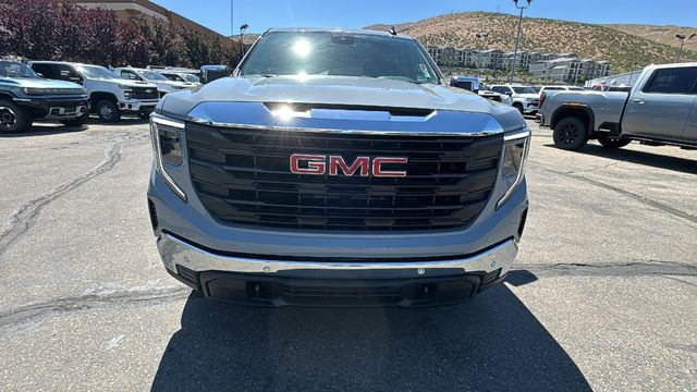 2024 GMC Sierra 1500 Pro 8