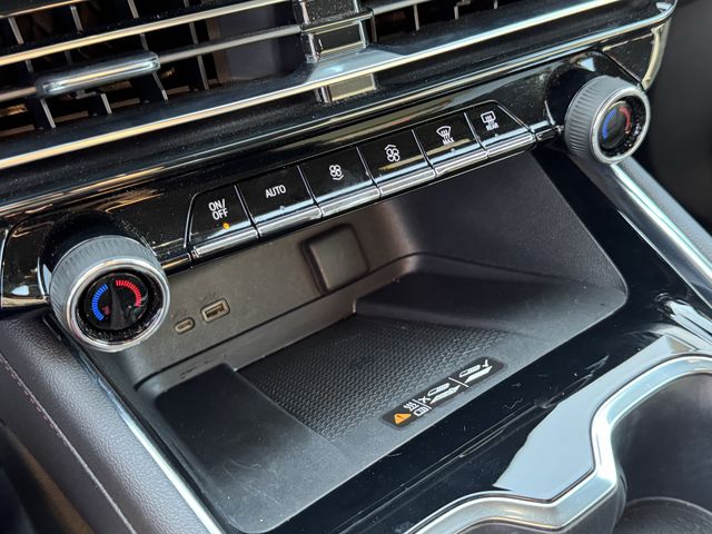 2025 Chevrolet Traverse Z71 Black at Community Toyota