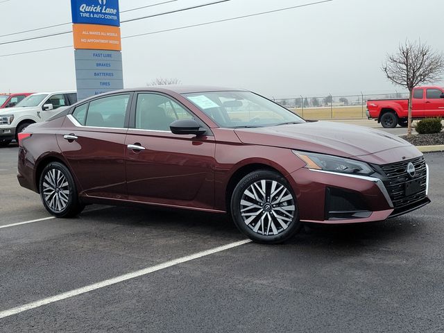 Nissan Altima 2.5 SV FWD