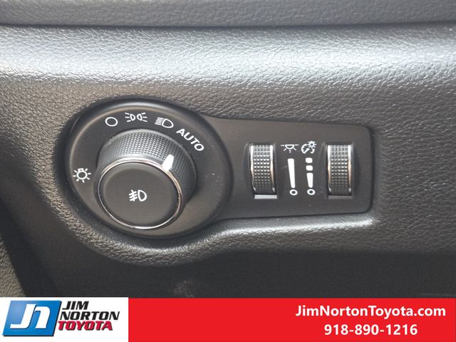 Used 2021 Chrysler Pacifica Hybrid Van