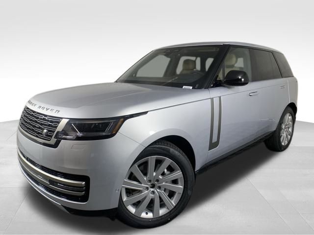 2025 Land Rover Range Rover SE 2