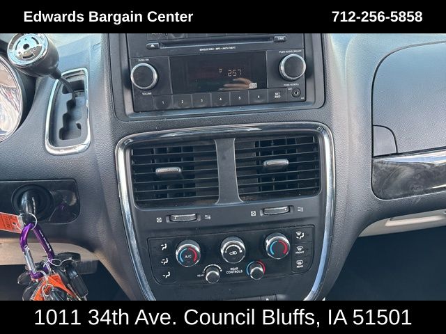 2015 Dodge Grand Caravan SXT photo