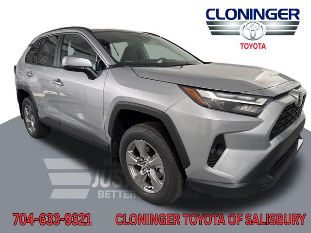 2025 Toyota RAV4 XLE FWD