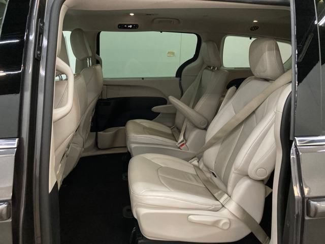 2021 Chrysler Pacifica Hybrid Touring L