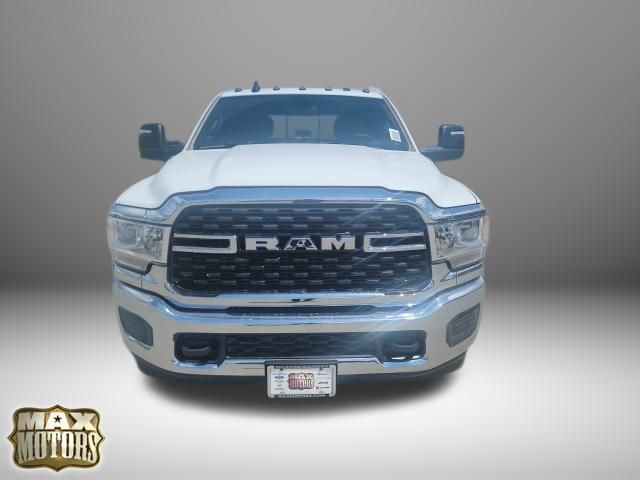 2024 Ram 3500 SLT 2