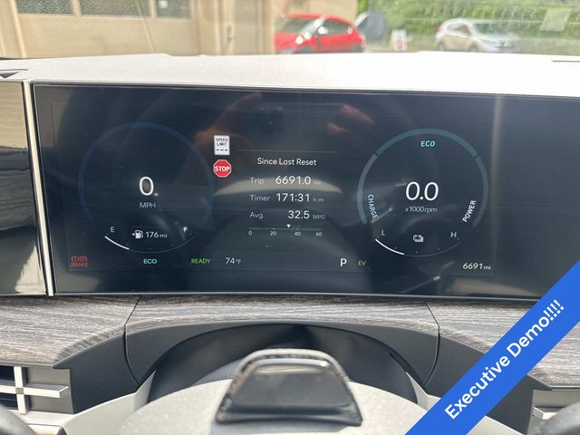 2025 Hyundai Santa Fe Hybrid