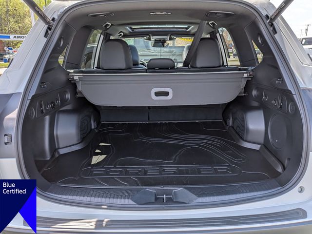 Used 2025 White Subaru Limited image 30