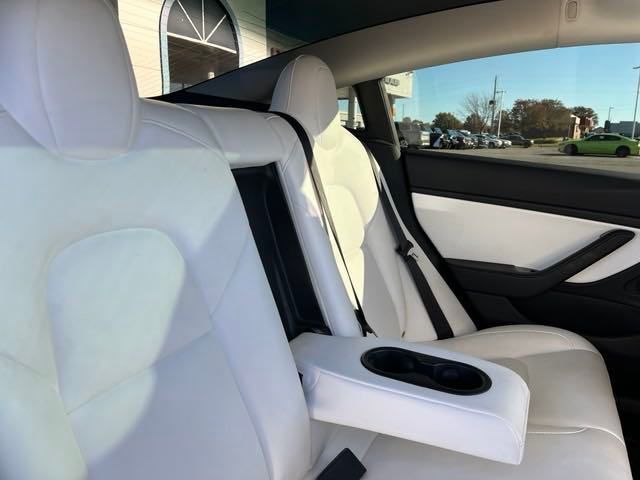 2019 Tesla Model 3 Long Range 37