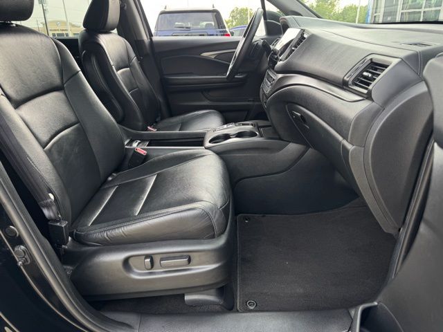 2022 Honda Pilot Special Edition photo