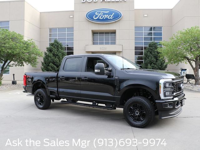 2026 Ford F-250 XL 4x4 Crew Cab 6-3/4' Box's photo