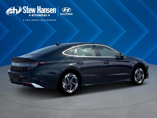 New 2026 Black Hyundai SEL Sport image 8