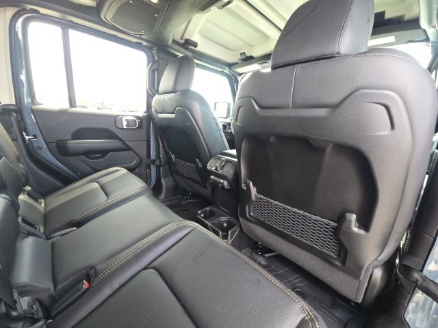 2025 Jeep Gladiator High Tide:168891A