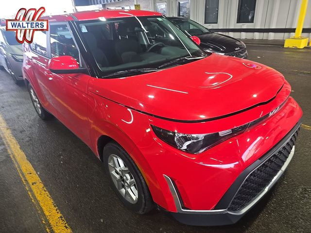 Inferno Red 2024 Kia Soul LX FWD SUV / Crossover Front-Wheel Drive Continuously Variable Transmission