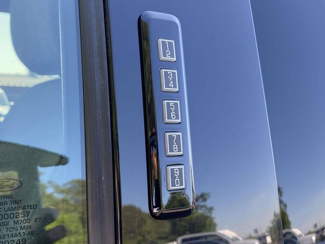 2024 Agate Black Metallic Ford F-150 XLT 4X4 Truck