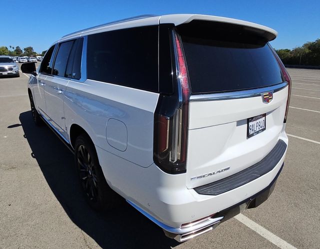 2022 Cadillac Escalade ESV 4WD Premium Luxury