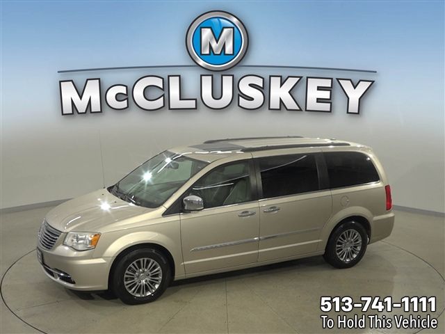 2015 Chrysler Town & Country Touring-L FWD