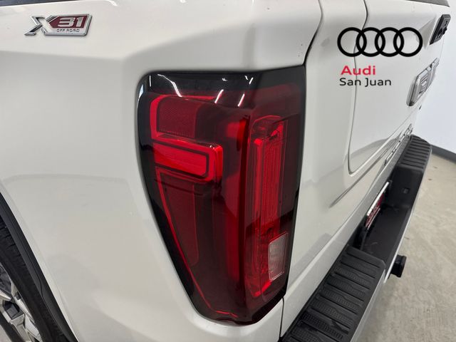 Used 2022 White GMC SLT image 12