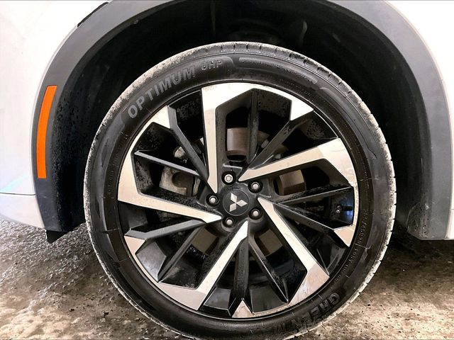 2022 Mitsubishi Outlander SEL White at Auto Express Mitsubishi