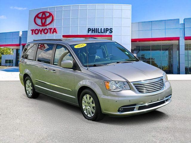 Billet Silver Metallic 2016 Chrysler Town & Country Minivan Front-Wheel Drive 6-Speed Automatic
