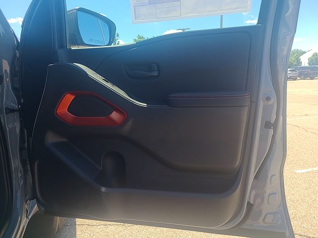 New 2026 Nissan Frontier Truck