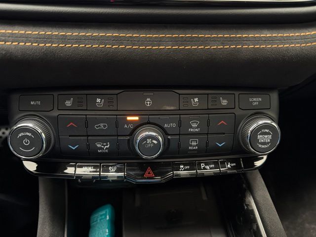 2023 Dodge Durango R/T White at North Houston Mitsubishi