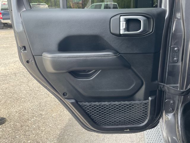2018 Jeep Wrangler Unlimited Sahara - Granite Crystal Metallic Clearcoat exterior view 11