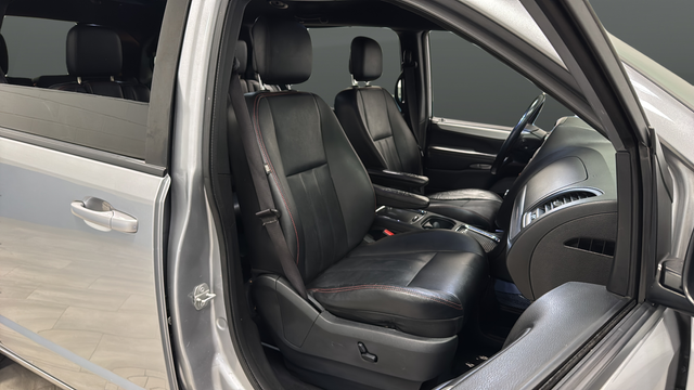 Used 2019 Billet Silver Metallic Clearcoat Dodge GT image 22