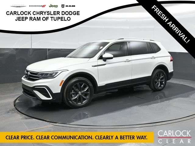 Opal White Pearl 2023 Volkswagen Tiguan SUV / Crossover Front-Wheel Drive 8-Speed Automatic