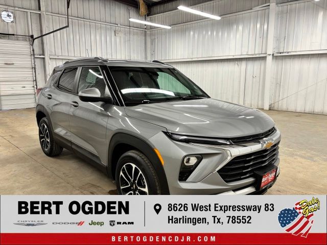 Sterling Gray Metallic 2025 Chevrolet Trailblazer LT FWD SUV / Crossover Front-Wheel Drive Continuously Variable Transmission