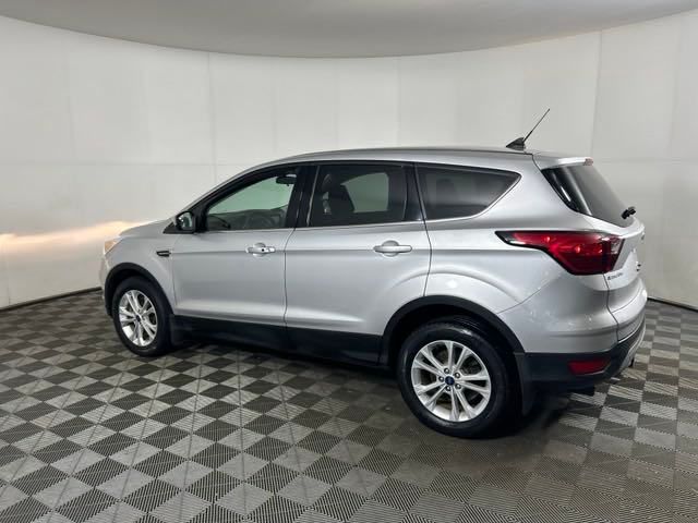 2019 Ford Escape SE 9