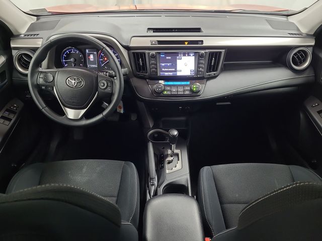 2016 – Toyota – RAV4
