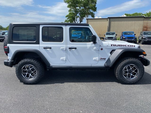 2024 Jeep Wrangler Rubicon 8