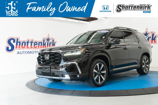 2024 Honda Pilot Touring 2WD's photo