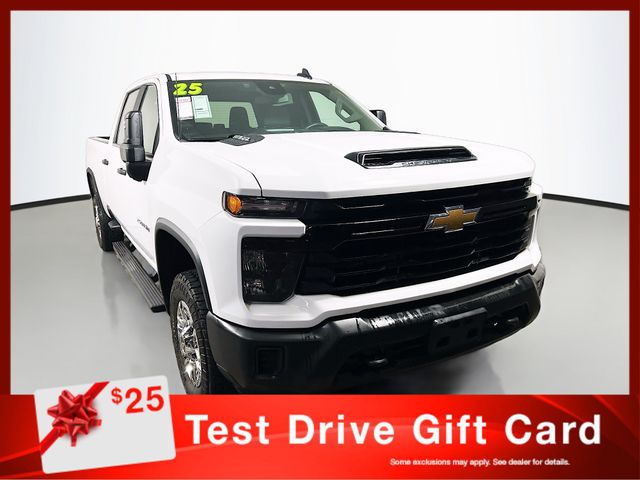 Summit White 2025 Chevrolet Silverado 2500HD Pickup Truck Four-Wheel Drive Automatic