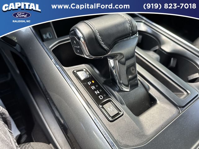 Used 2023 Black Ford XLT image 31