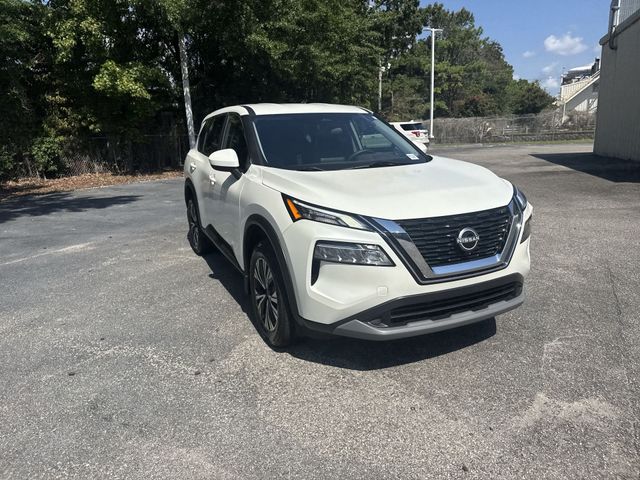 Used 2023 White Nissan SV image 3