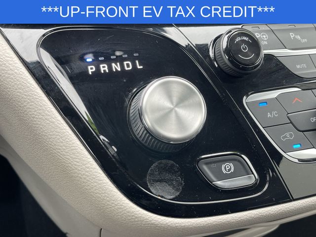 Used 2021 Chrysler Pacifica Hybrid For Sale in Livonia, MI