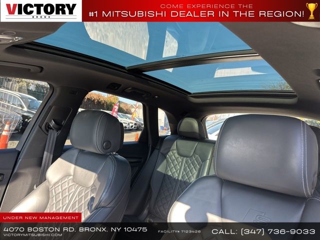 2021 Audi SQ5 Prestige photo