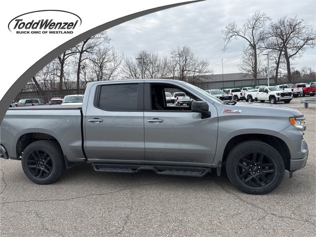 2023 Chevrolet Silverado 1500 RST Crew Cab 4WD