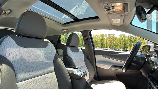 used 2023 Chevrolet Bolt EUV car, priced at $23,999